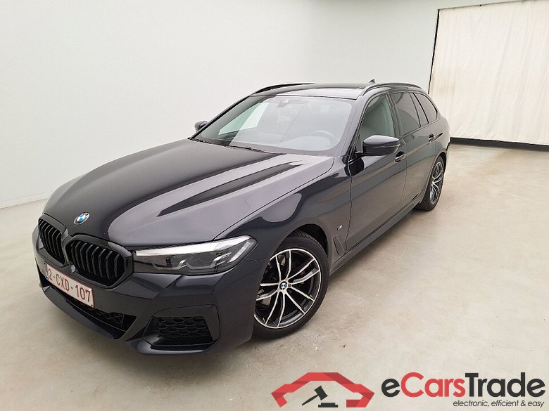 BMW, 5-serie To FL'20, BMW 5 Reeks Touring 520i Aut. (120 kW) 5d #2