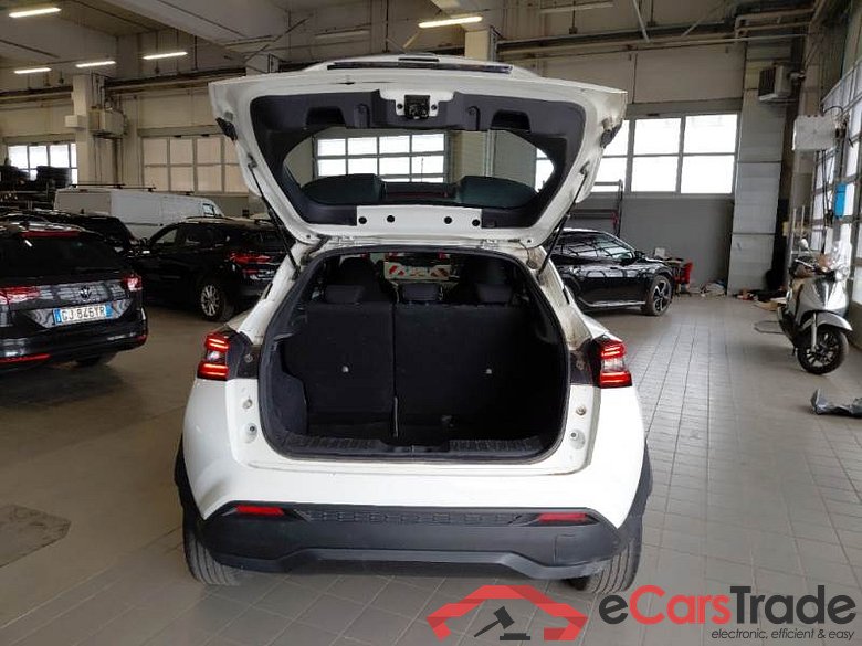 NISSAN JUKE / 2019 / 5P / CROSSOVER 1.0 DIG-T 117 VISIA MT #5