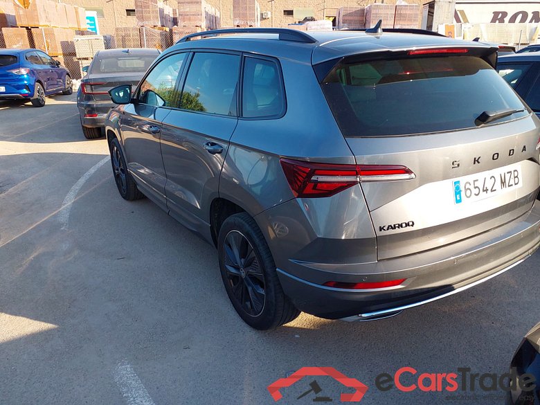 SKODA Karoq 1.5 TSI 110kW 150cv DSG AutomÃ¡tico Sportline #2
