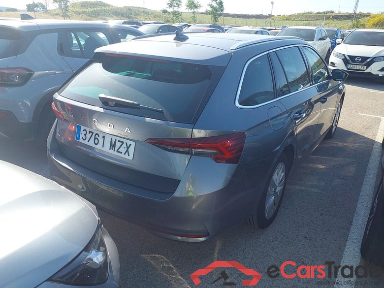 SKODA Octavia 1.5 TSI 110kW (150CV) m-HEV DSG 7 vel. AutomÃ¡tico Combi Design(Pano-Roof +Winterpack) #2