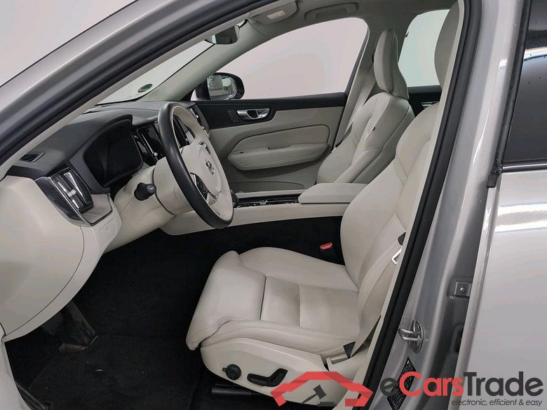 VOLVO XC60 2.0 B4 D MHEV PLUS DARK AUTO #5