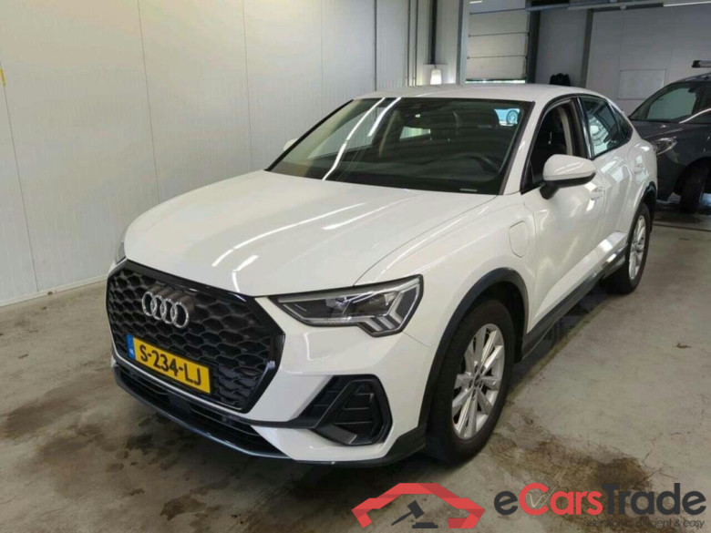 AUDI Q3 Sportback 45 TFSI e Adv Edit. #1