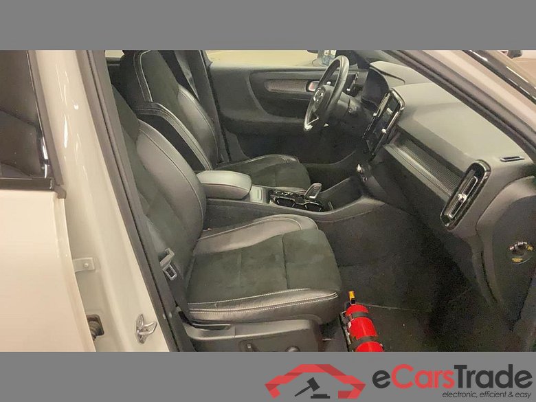 VOLVO XC40 1.5 T3 R-Design Geartronic #6