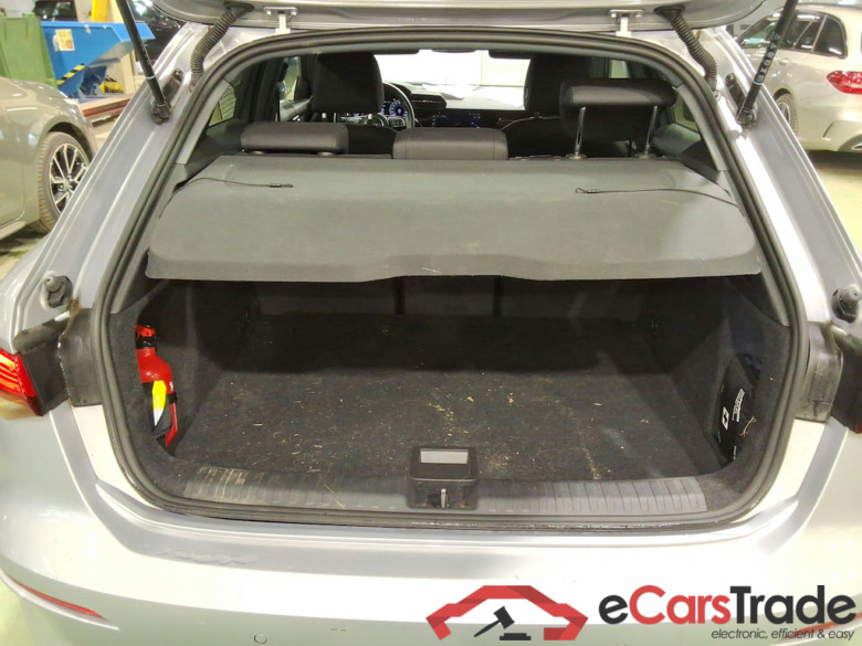 AUDI A3 SPORTBACK 1.4 40 TFSI E S TRONIC SPORTB ATTRACTION #3