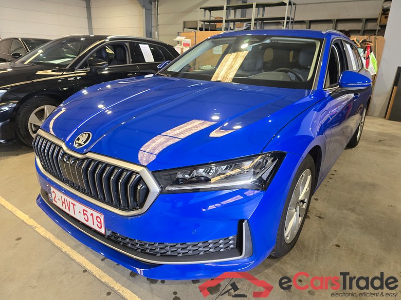 Skoda Superb 1.5 TSI Plug-In Hybrid Aut. LED Vitual Navi KeylessGo Camera Klima PDC ...