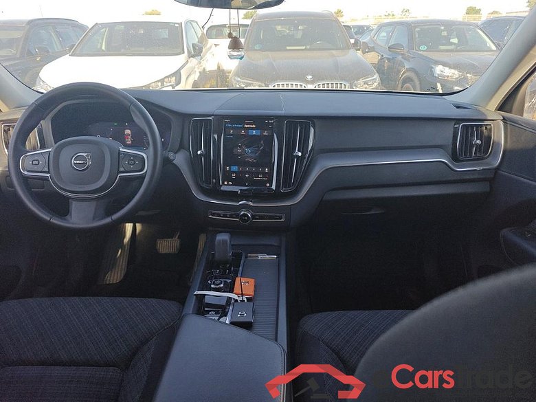 VOLVO XC60 / 2017 / 5P / todoterreno 2.0 B4 D AWD Core Auto #3