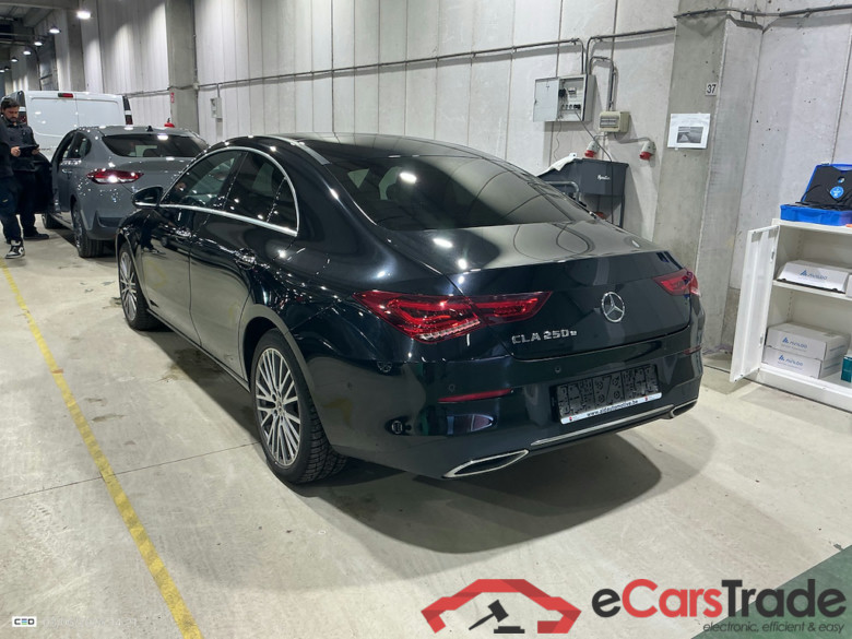 MERCEDES-BENZ CLA 1.3 CLA 250 E BUSINESS SOLUTION DCT #3