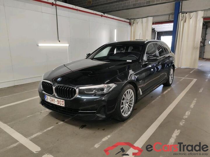 BMW 5 Reeks Touring 5 Reeks Touring 530e Auto (PHEV) 215kW/292pk  5D/P Auto-8