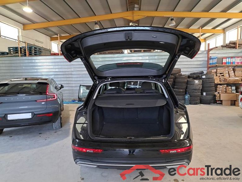 AUDI Q5 / 2020 / 5P / SUV 40 TDI BUSINESS QUATTRO S TRONIC #5