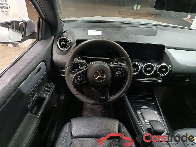 Mercedes GLA 200d Aut. LED-Xenon Widescreen Navi 1/2 Sport-Leather KeylessGo Klima PDC ... #6