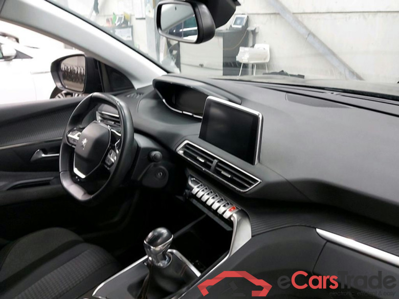 PEUGEOT - PEU 5008 PureTech 130PK Active With Two Removable Seats & Drive Assist & VisioPark I & Kids Pack * PETROL * #3