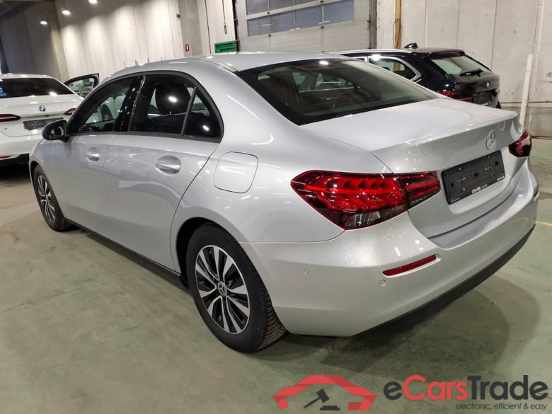 MERCEDES-BENZ CLASS A SEDAN DIESEL (V177) A 180 d Business Solution #2