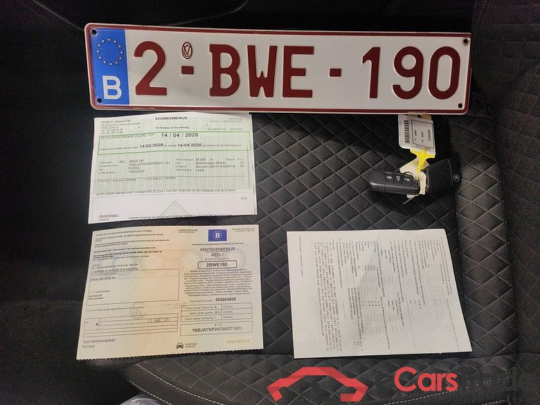 Skoda Superb Combi 1.4 TSI iV 160kW DSG6 Clever 5d #4