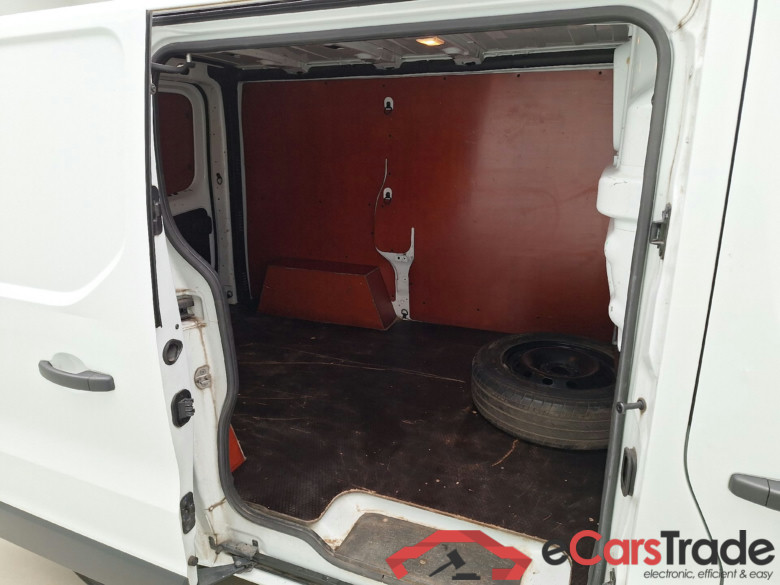 Renault, _Trafic '14, Renault Trafic L1H1 dCi 120 Grand Confort 2.7T 4d #4
