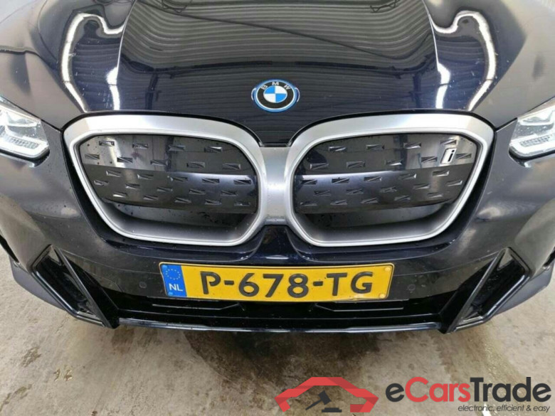 BMW iX3 Executive #4