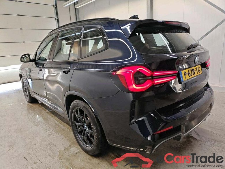 BMW iX3 Executive #6