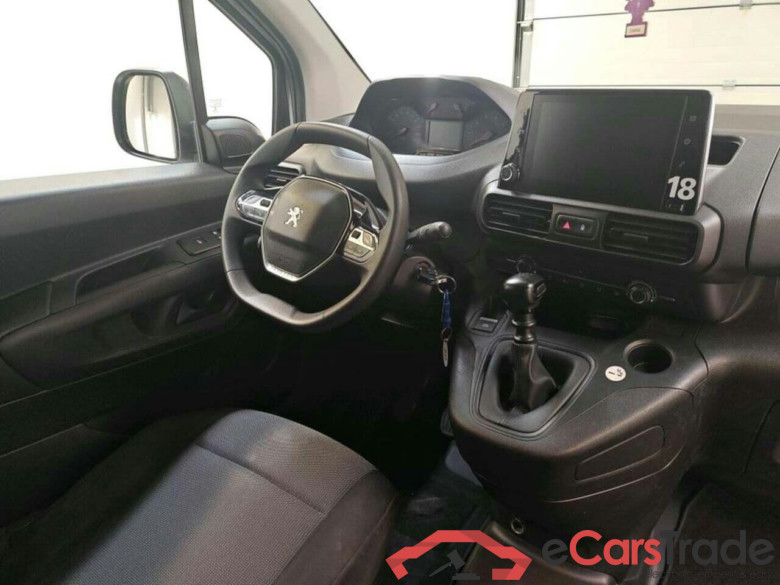 PEUGEOT Partner 1.2 PT. Premium #3