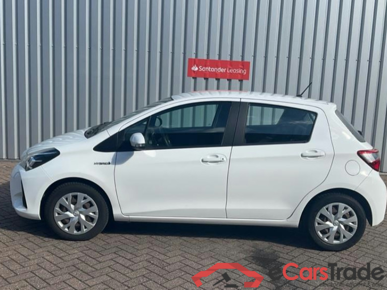 TOYOTA YARIS 1.5vvti hybrid active 74kW cvt aut #2