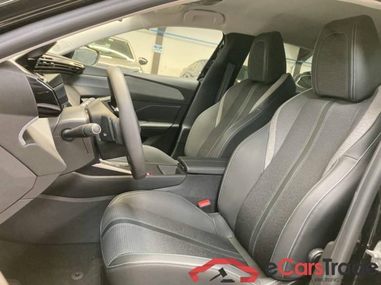 Peugeot 308 Hybrid 145 e-DCS6 Allure #3
