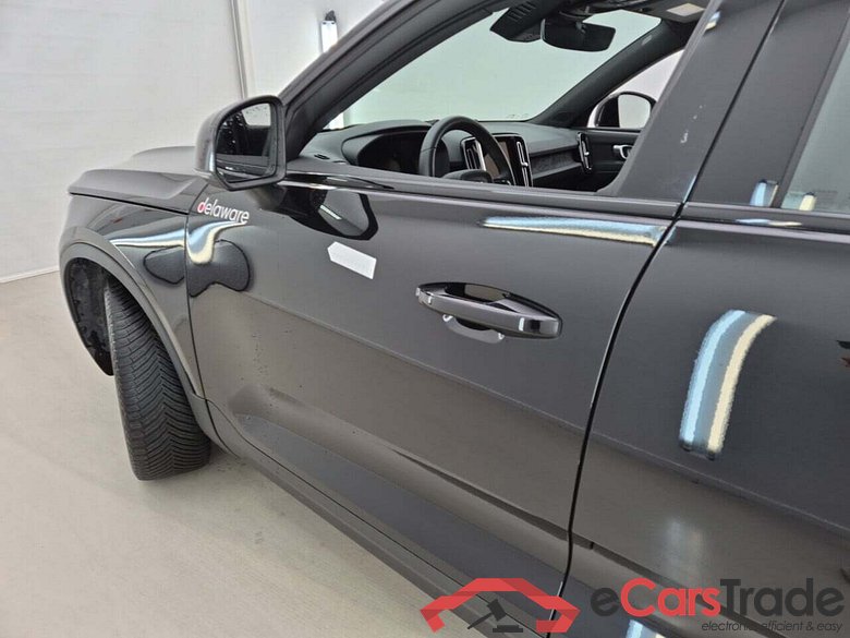 VOLVO XC40 RECHARGE CORE #4