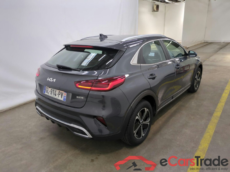 KIA XCeed / 2022 / 5P / Crossover 1.6 GDI PHEV ACTIVE DCT6 #3