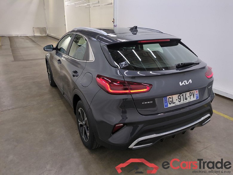 KIA XCeed / 2022 / 5P / Crossover 1.6 GDI PHEV ACTIVE DCT6 #4