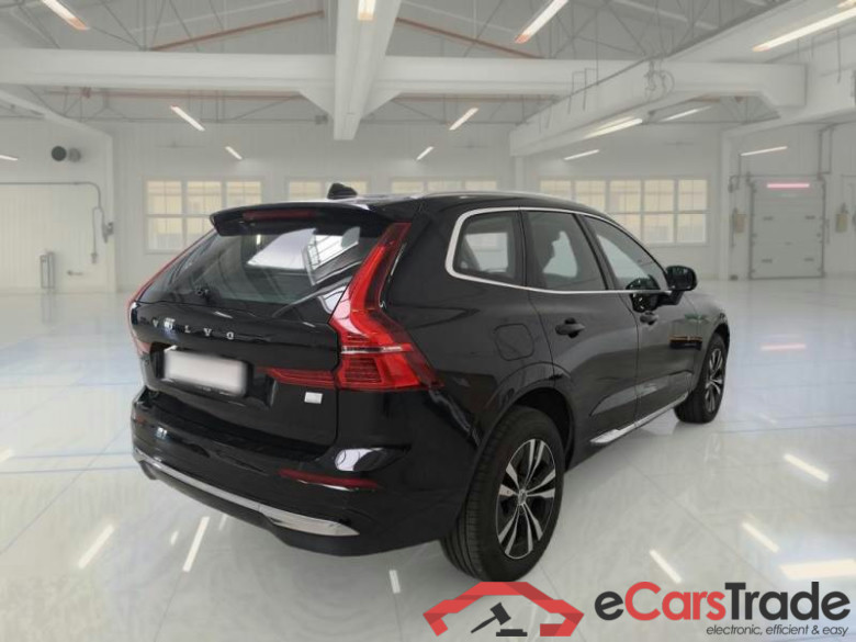VOLVO XC60 / 2021 / 5P / SUV T6 PLUG-IN AWD AUTO CORE #2