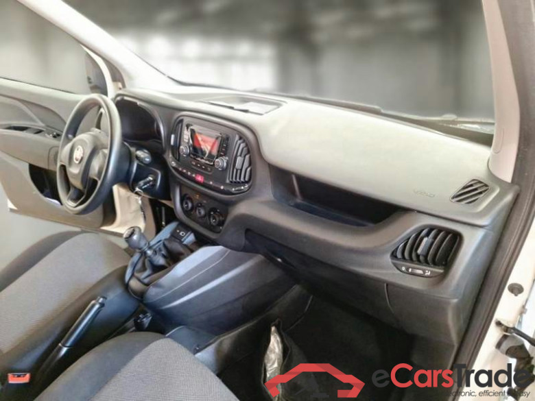 FIAT DOBLÒ CARGO / 2014 / 4P / VETT. FURGONATA CH1 BUSINESS 1.6 MJET 105CV E6D-F SeS #3