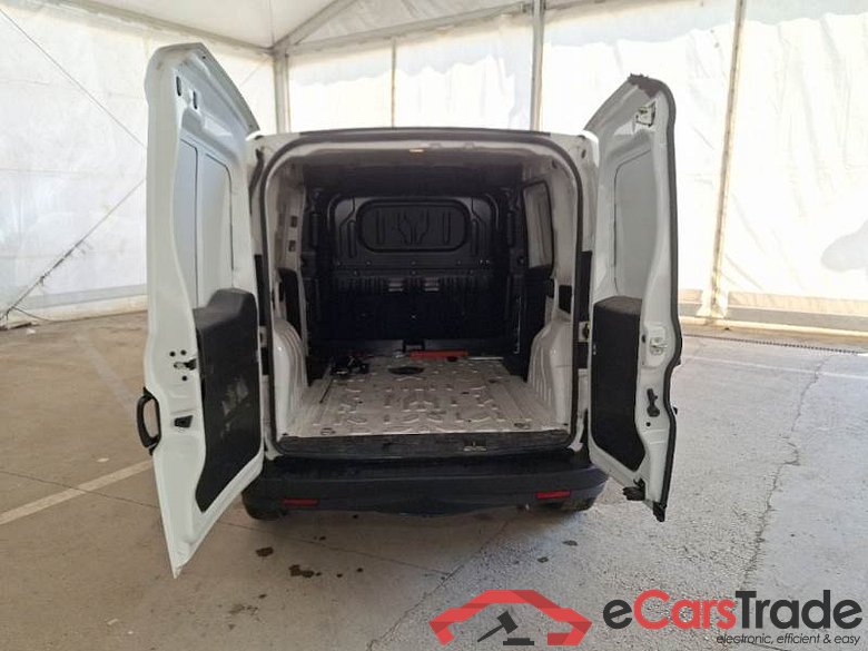 FIAT DOBLÒ CARGO / 2014 / 4P / VETT. FURGONATA CH1 BUSINESS 1.6 MJET 105CV E6D-F SeS #5