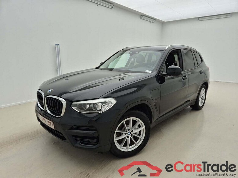 BMW X3 2.0 XDRIVE30E AT