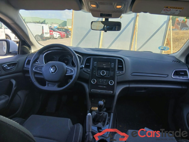 RENAULT Mégane / 2015 / 5P / berlina con portón Life Blue dCi 70kW (95CV) #3