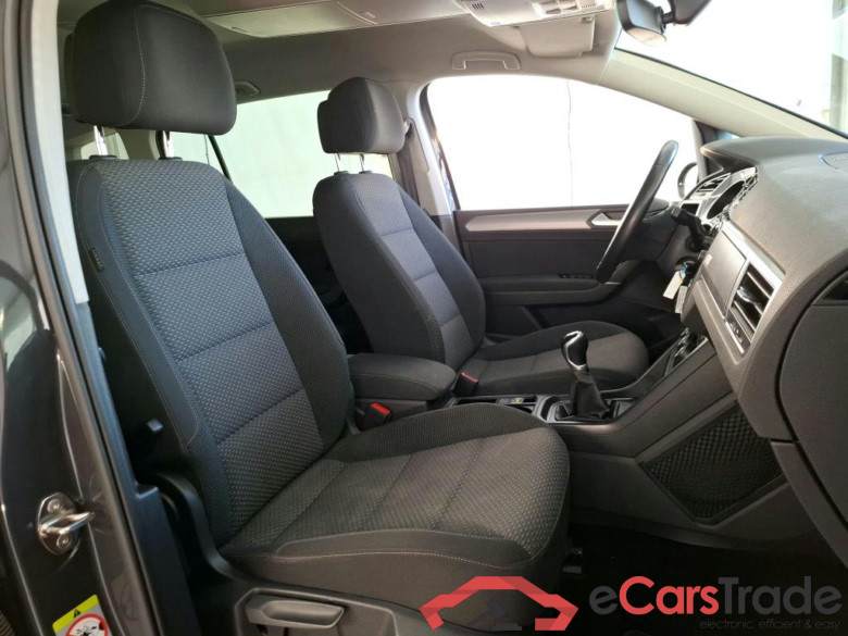 VOLKSWAGEN Touran / 2015 / 5P / monospace 2.0 TDI 150 Lounge Business 7 pl #6