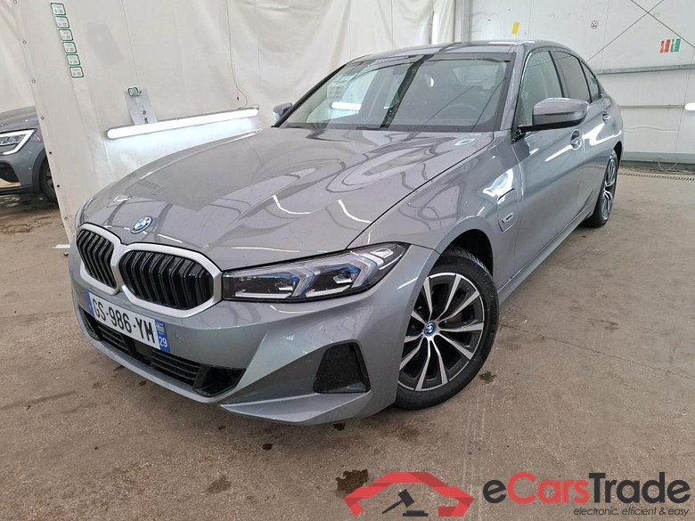 BMW Série 3 Berline / 2022 / 4P / Berline 320e 204ch Business Design BVA8 Hybride
