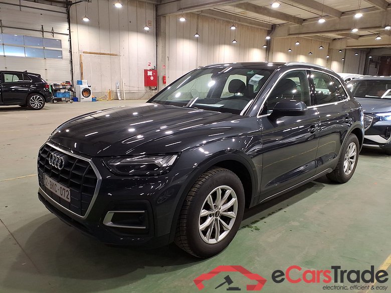 AUDI Q5 2.0 30 TDI S TRONIC BUSINESS EDITION