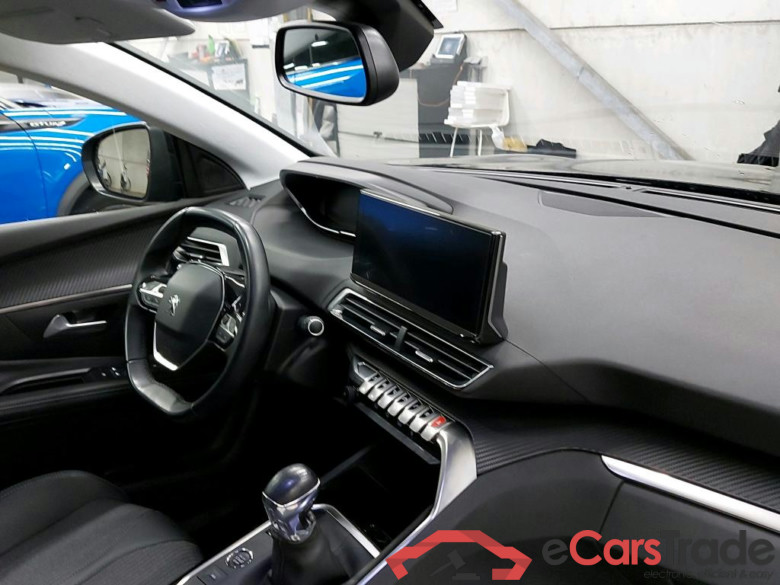 Peugeot 5008 1.2 PureTech Allure 7PL LED I-Cockpit Navi 1/2 Leather KeylessGo Klima PDC ... #4
