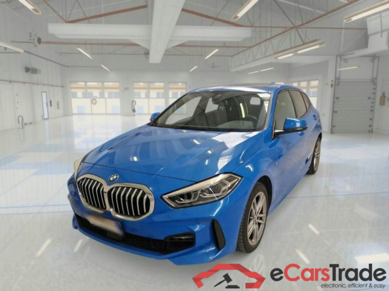 BMW SERIE 1 / 2019 / 5P / BERLINA 118D MSPORT #1