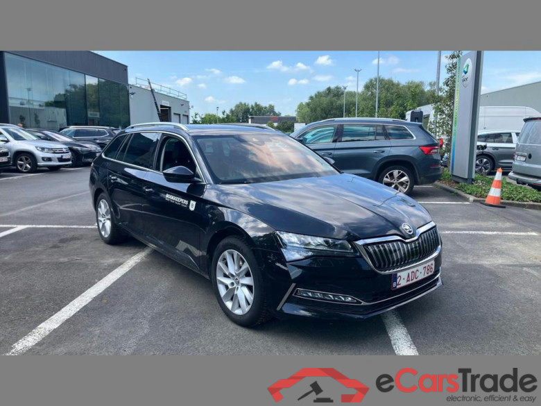 SKODA Superb Combi PHEV 1.4 TSI Style DSG (160 kW) #2