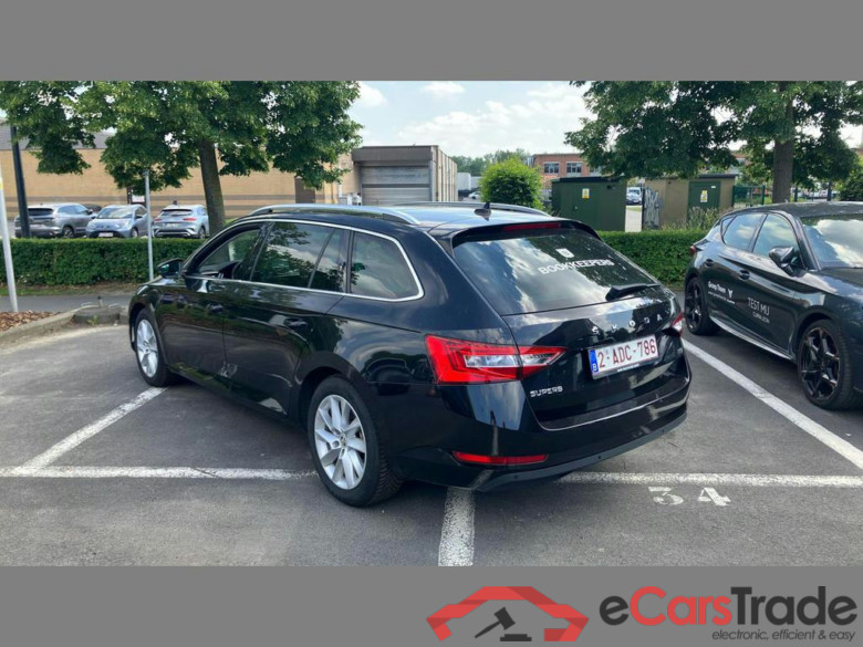 SKODA Superb Combi PHEV 1.4 TSI Style DSG (160 kW) #4