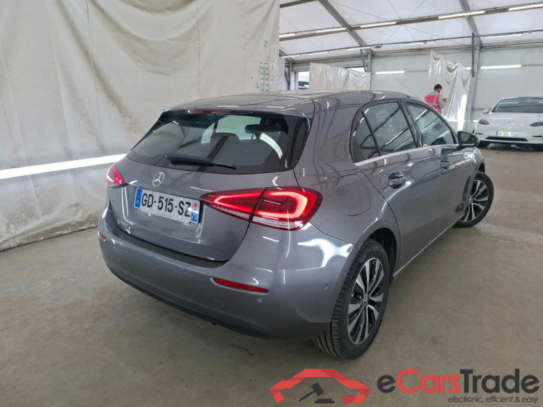 MERCEDESBENZ Classe A Compact  2018  5P  Berline A 250 e Business Line 8GDCT #3