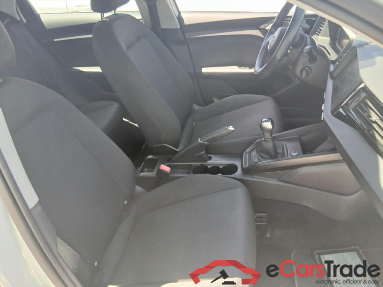 AUDI A1 Sportback Advanced 25 TFSI 70kW (95CV) #6