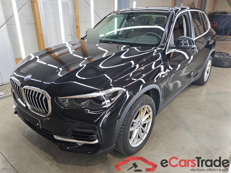 Baureihe X5 xDrive 45 e 3.0 290KW AT8 E6d