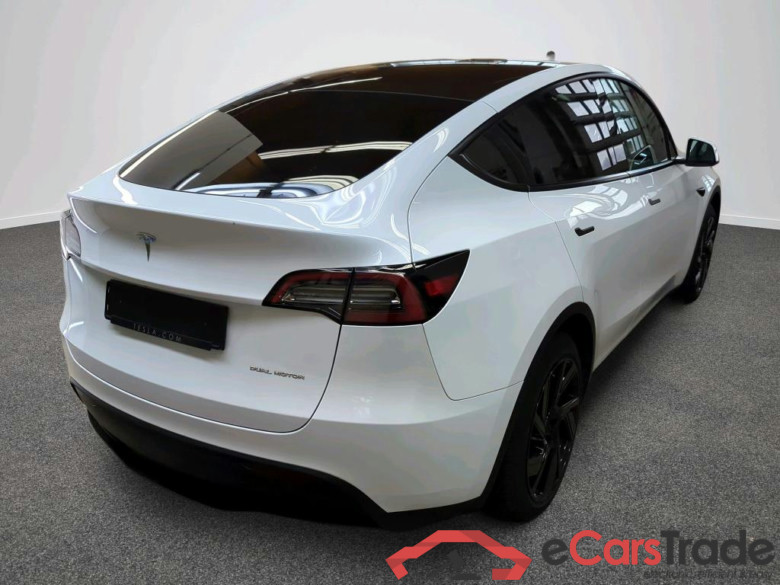 TESLA Model Y Long Range Dual Motor AWD 5d 378kW #2