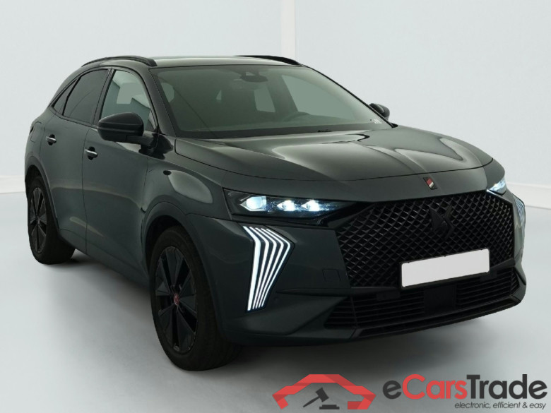 DS DS 7 Performance Line + Hybride Rechargeable E-Tense 300 EAT8 4x4 #1