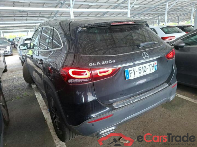 Mercedes GLA 200d Aut. LED Widescreen Navi 1/2 Sport-Leather KeylessGo Camera Klima PDC ... #4