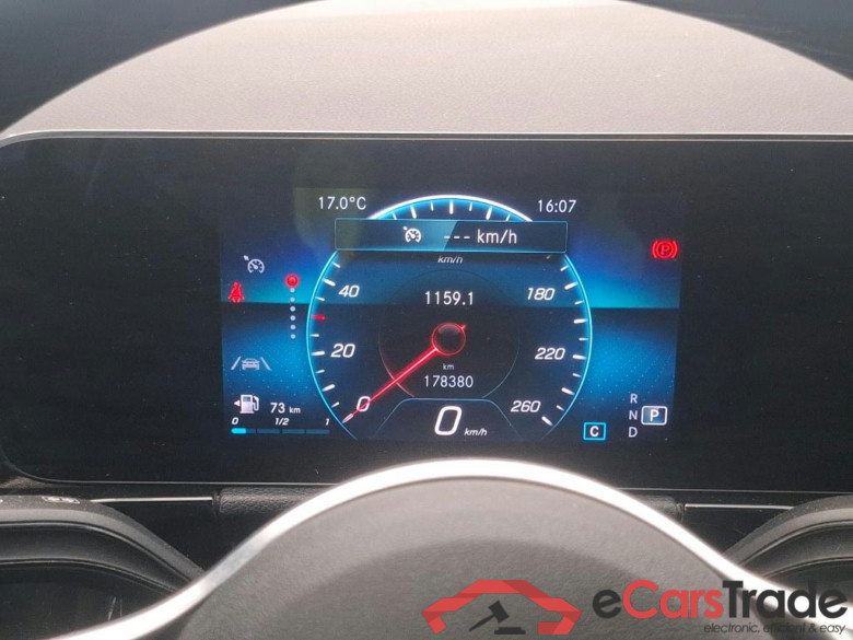 MERCEDES-BENZ GLA / 2020 / 5P / SUV 2.0 GLA 200 D BUSINESS LINE DCT #6