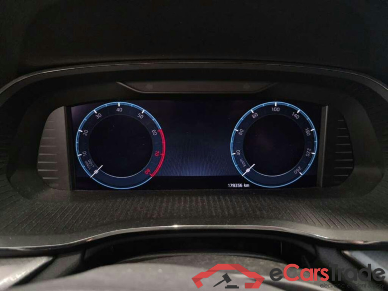 SKODA Octavia Combi 1.0 TSI Bns Edition #5