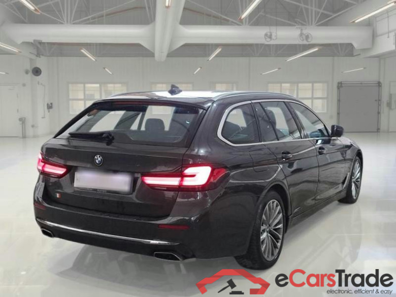 BMW SERIE 5 / 2020 / 5P / STATION WAGON 530D 183KW XD LUXURY AUTO TOURING #2