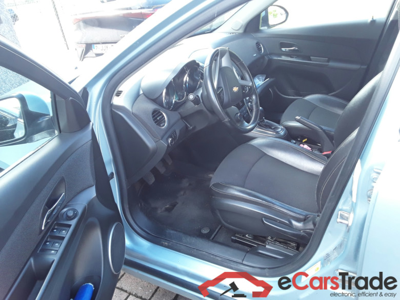 Chevrolet Cruze 1.7 TCDI Display 1/2 Leather Camera Klima PDC ... #5