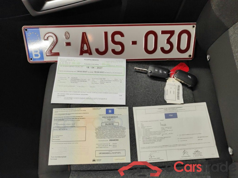 Citroën C5 Aircross 1.2 PureTech 130 S&S MAN6 Start 5d #4