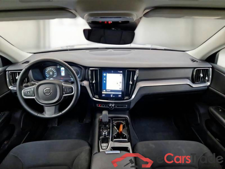 VOLVO V60 / 2019 / 5P / STATION WAGON T6 PLUG-IN AWD AUTOM.INSCR.EXPR. #3